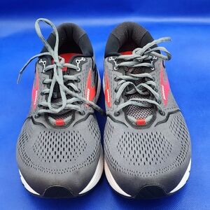 Brooks Charcoal and Crimson Athletic Shoes Size 11